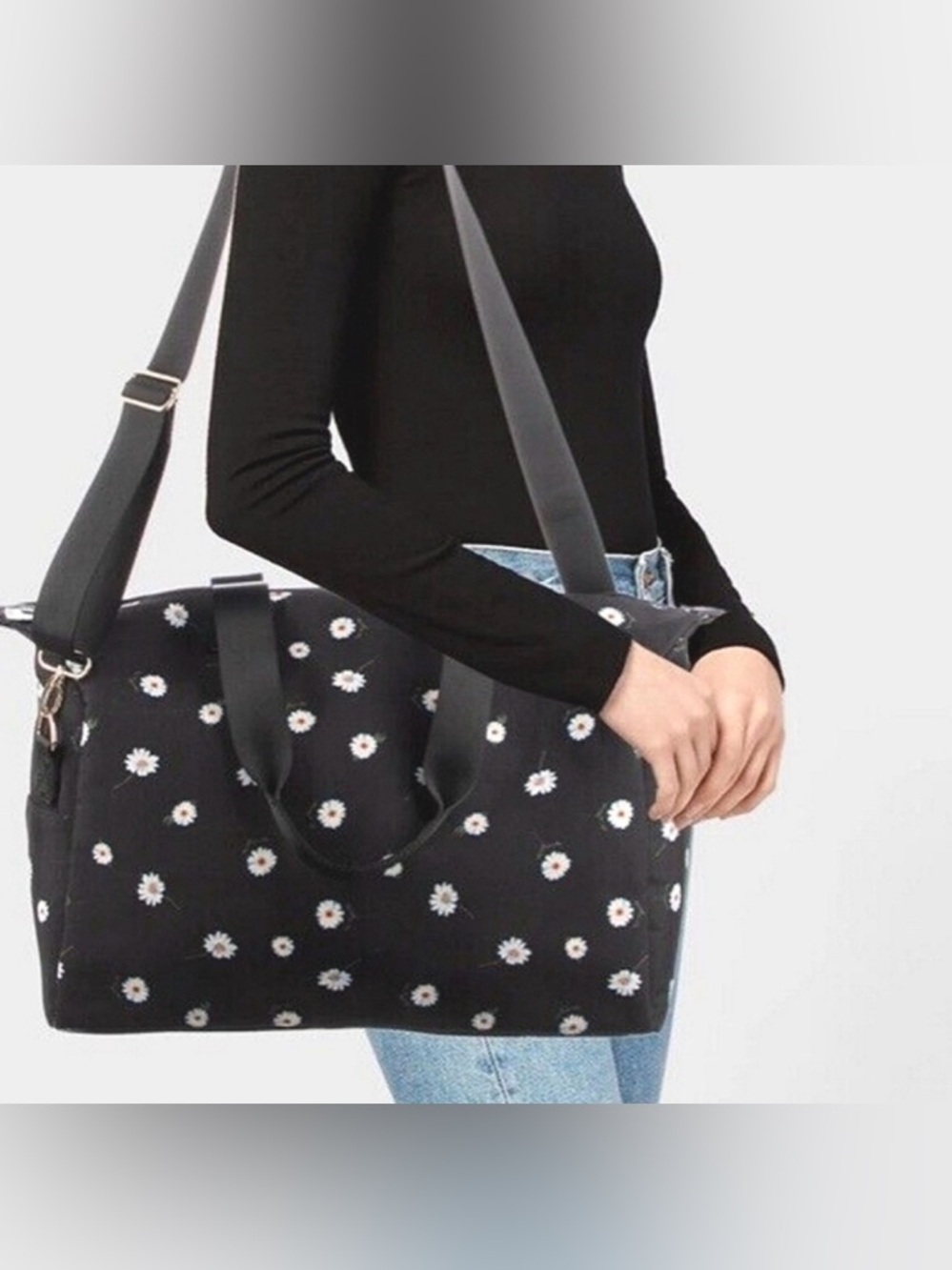 Alice + Olivia by Stacey Bendet Daisy Print Floral Travel Duffel Bag β NWT - Picture 4 of 10